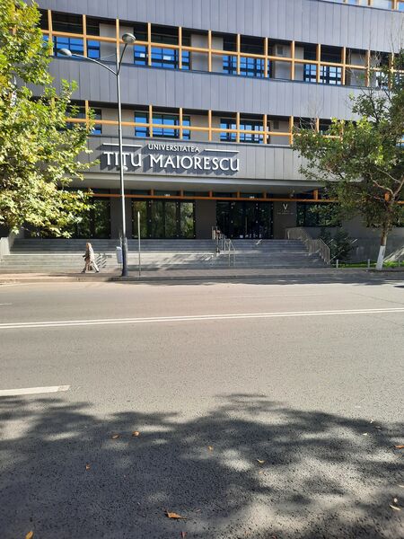 Timpuri Noi, Tineretului, Aleea Zanelor